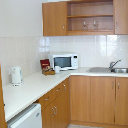 Carriers Arms Hotel Motel Мэриборо Экстерьер фото