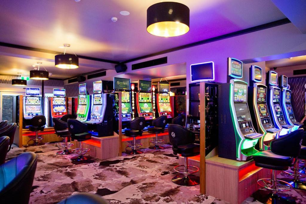 Carriers Arms Hotel Motel Мэриборо Экстерьер фото